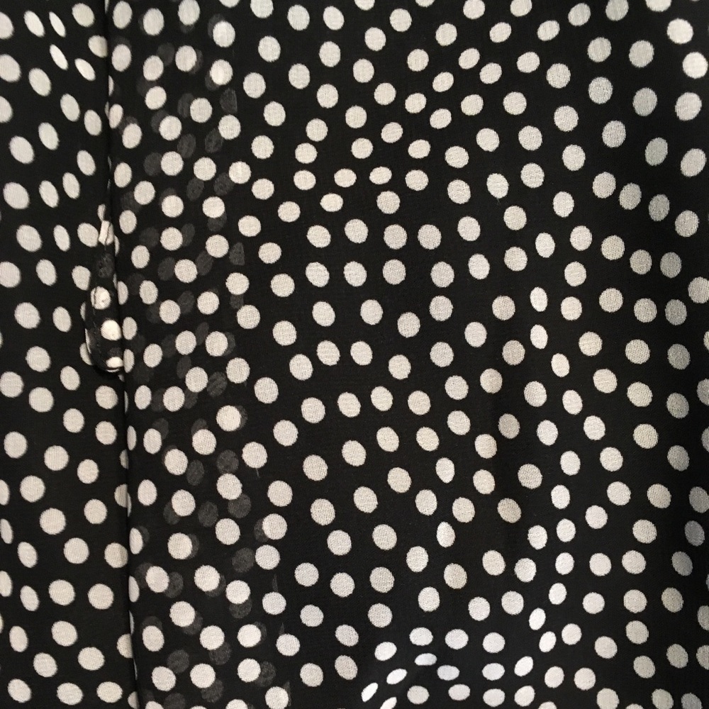 *Clearance* New w/tags Max Studio sleeveless blouse - Picture 7 of 8
